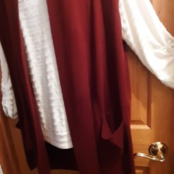 Blouse and Cardigan - Picture 7 of 7